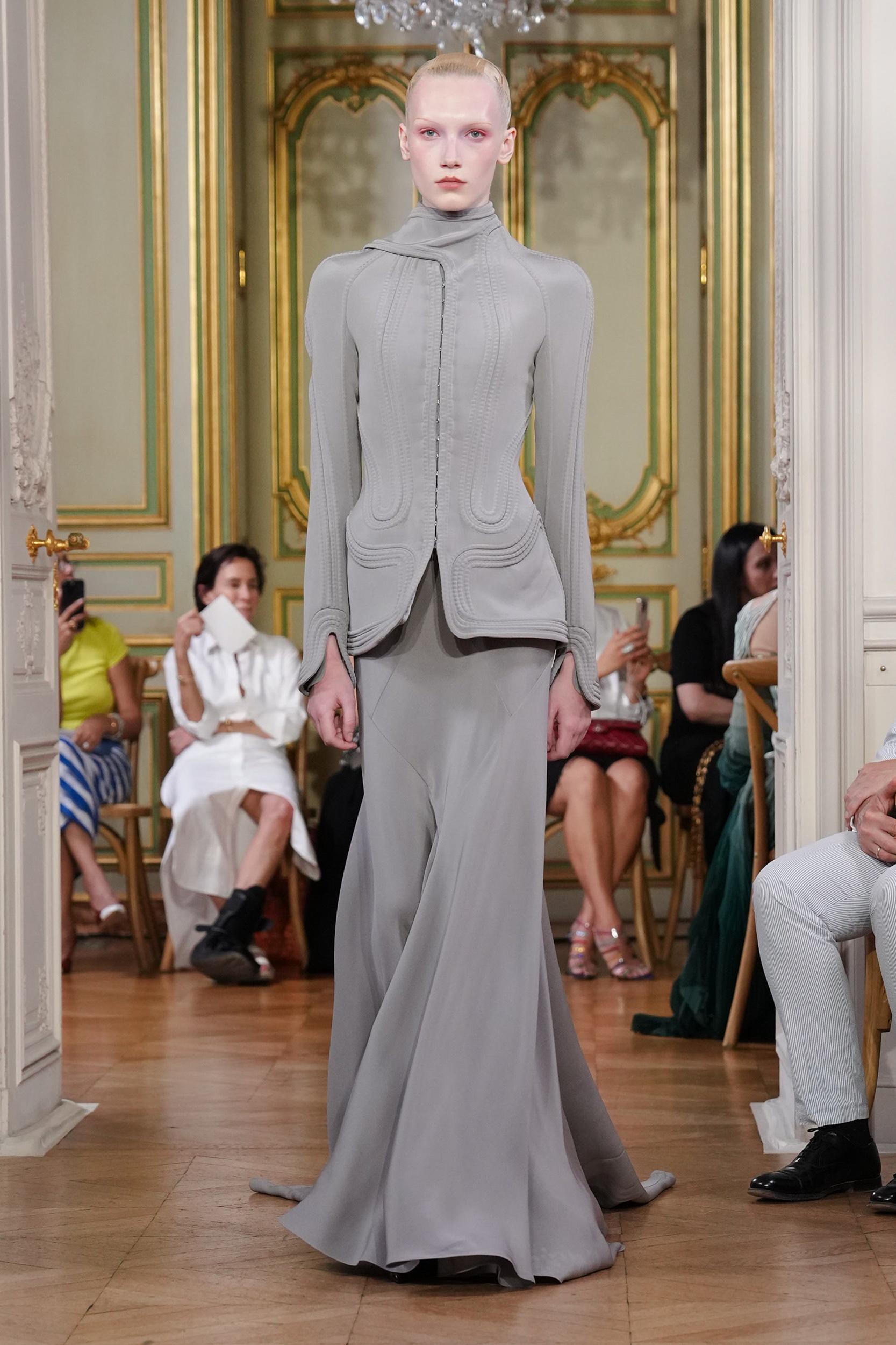 Défilé - Standing Ground - Couture Automne-Hiver 26-27